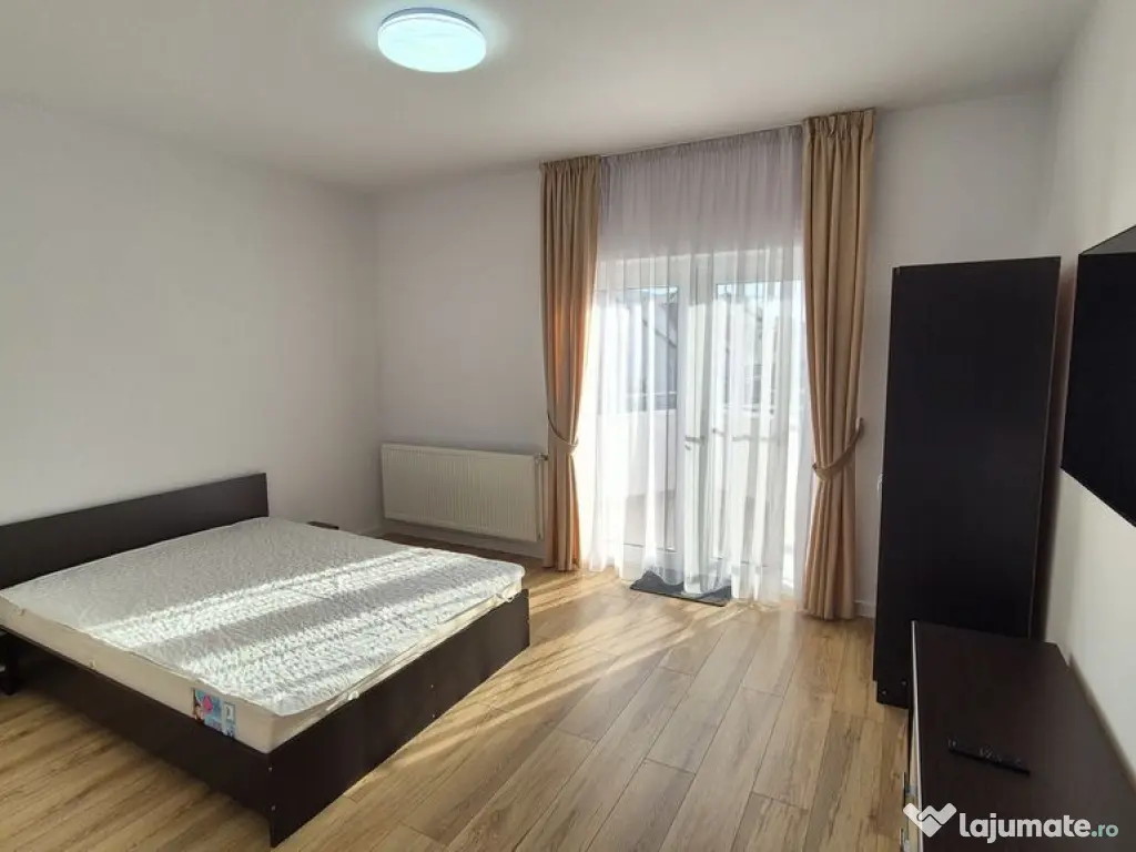 Casă cu 5 camere, 220 mp, teren 500 mp – Prelungirea G...