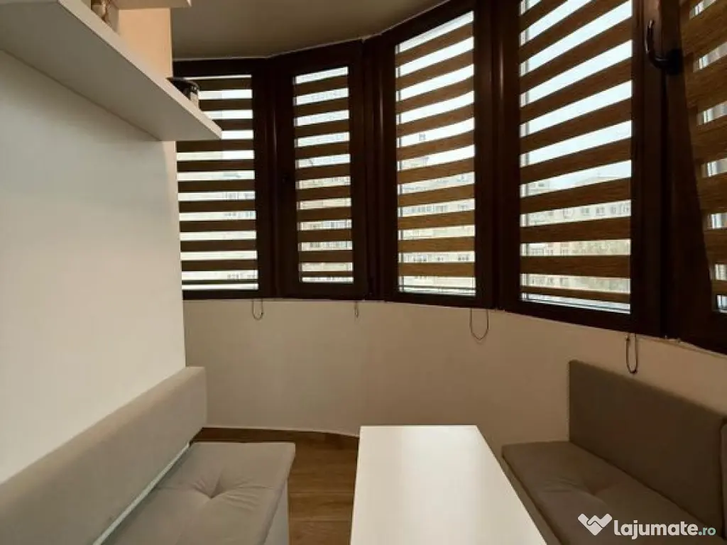 Apartament 3 camere Casa de Cultura