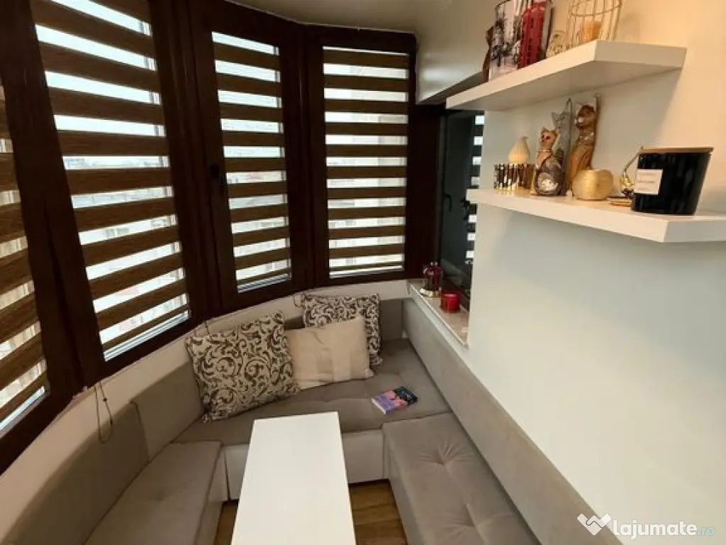 Apartament 3 camere Casa de Cultura