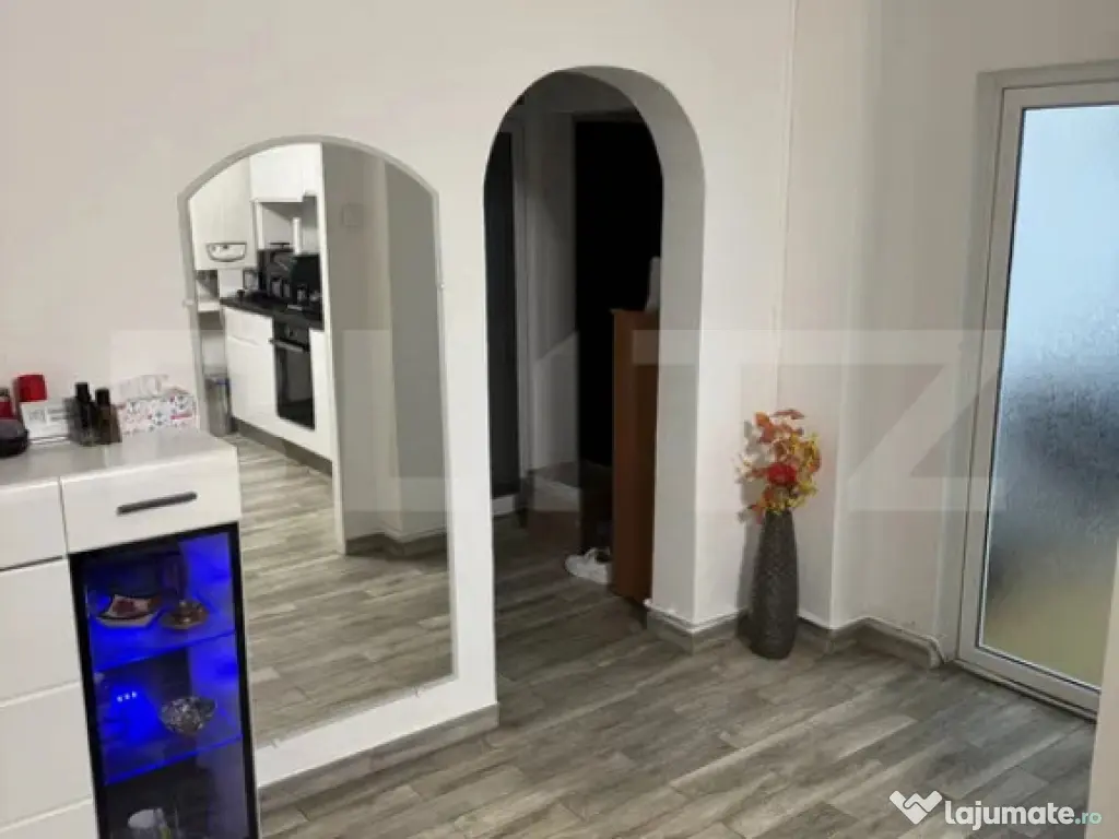 Apartament cu 3 camere, 2 bai, 2 balcoane, 2 locuri de parca