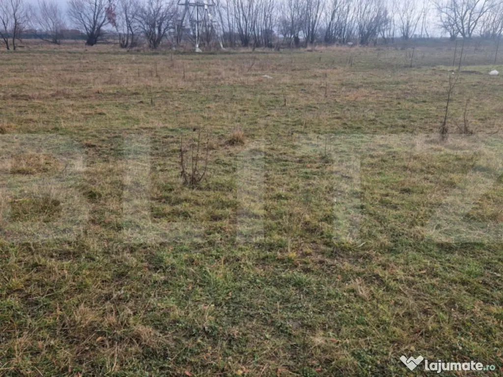 Teren intravilan Sanpetru - ideal c-tie casa- 500 mp