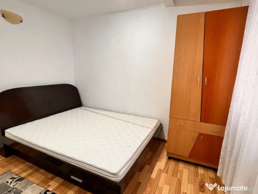 Apartament 3 camere decomandat Alexandru cel Bun