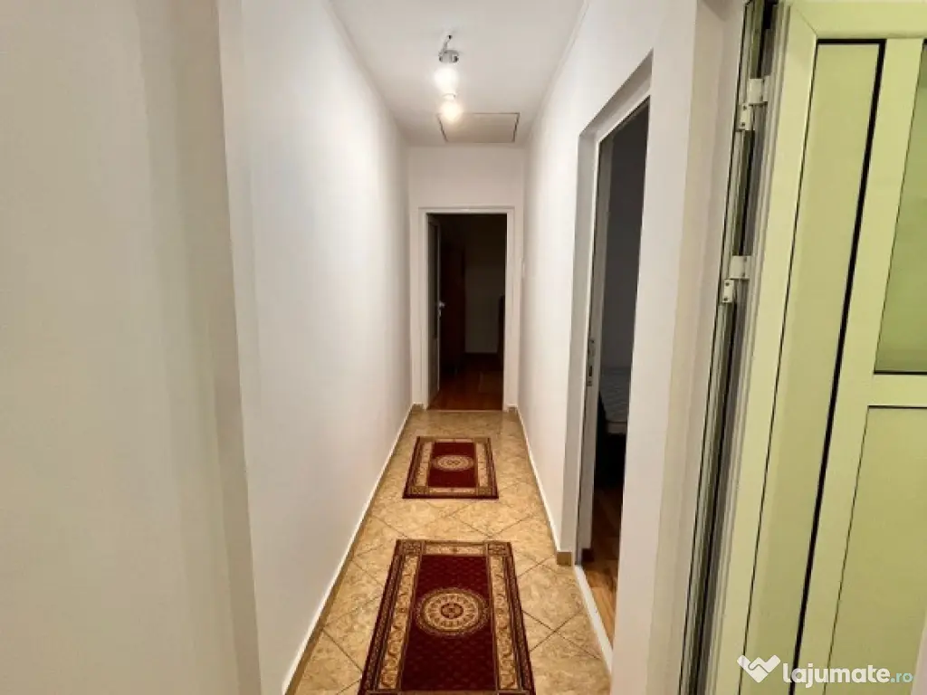 Apartament 3 camere decomandat Alexandru cel Bun