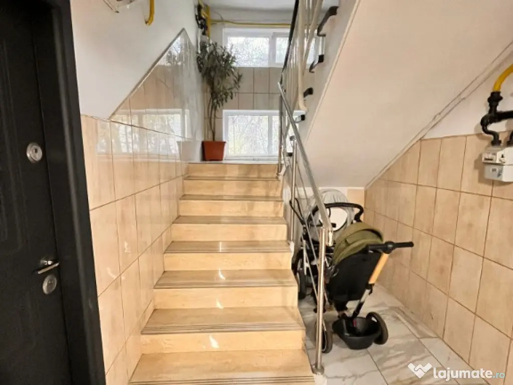 Apartament 3 camere decomandat Alexandru cel Bun