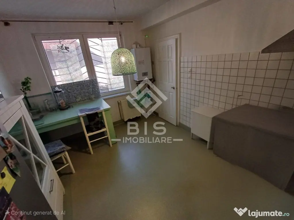 Casa 5 camere, D+P+1, Zona Nord