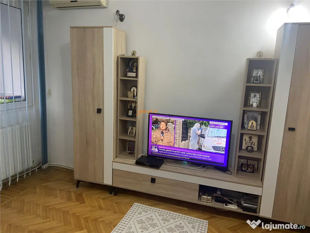 Apartament 3 camere , zona cartier Sud ,et 2/4 , decomandat