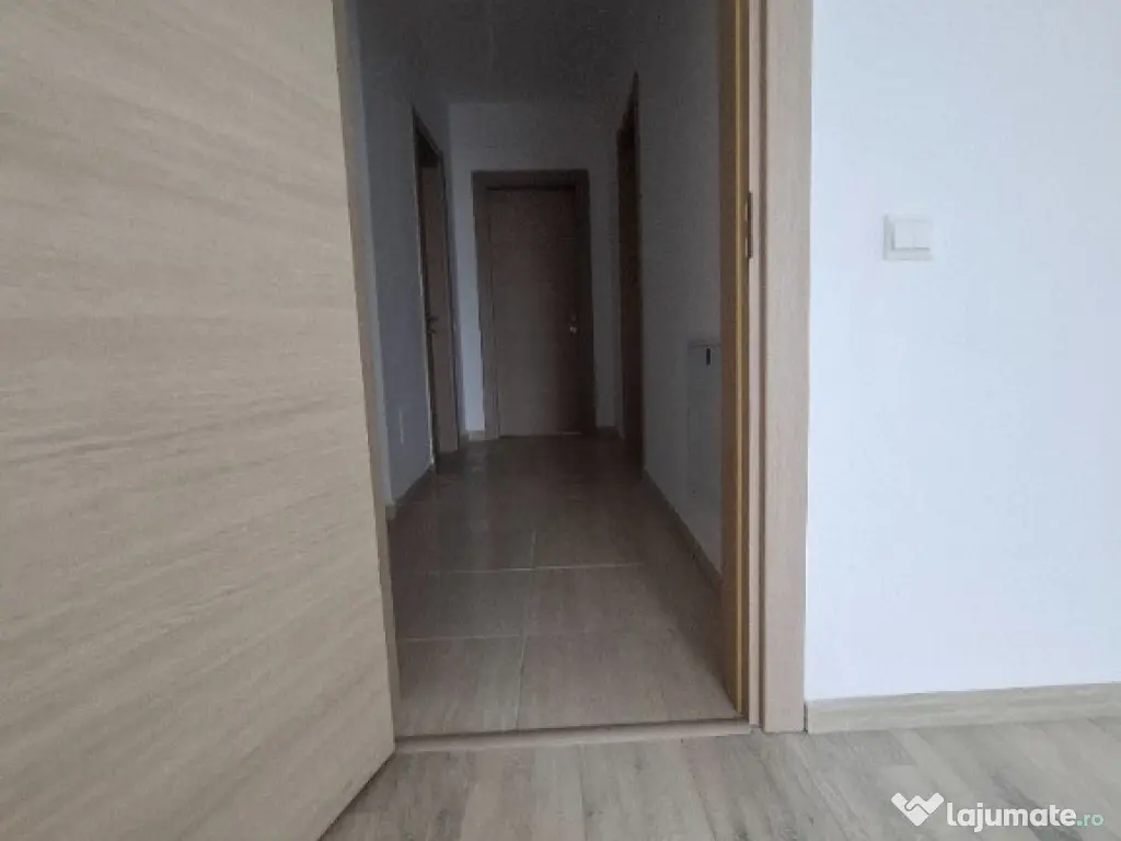 Apartament 3 camere Drumul Gura Putnei