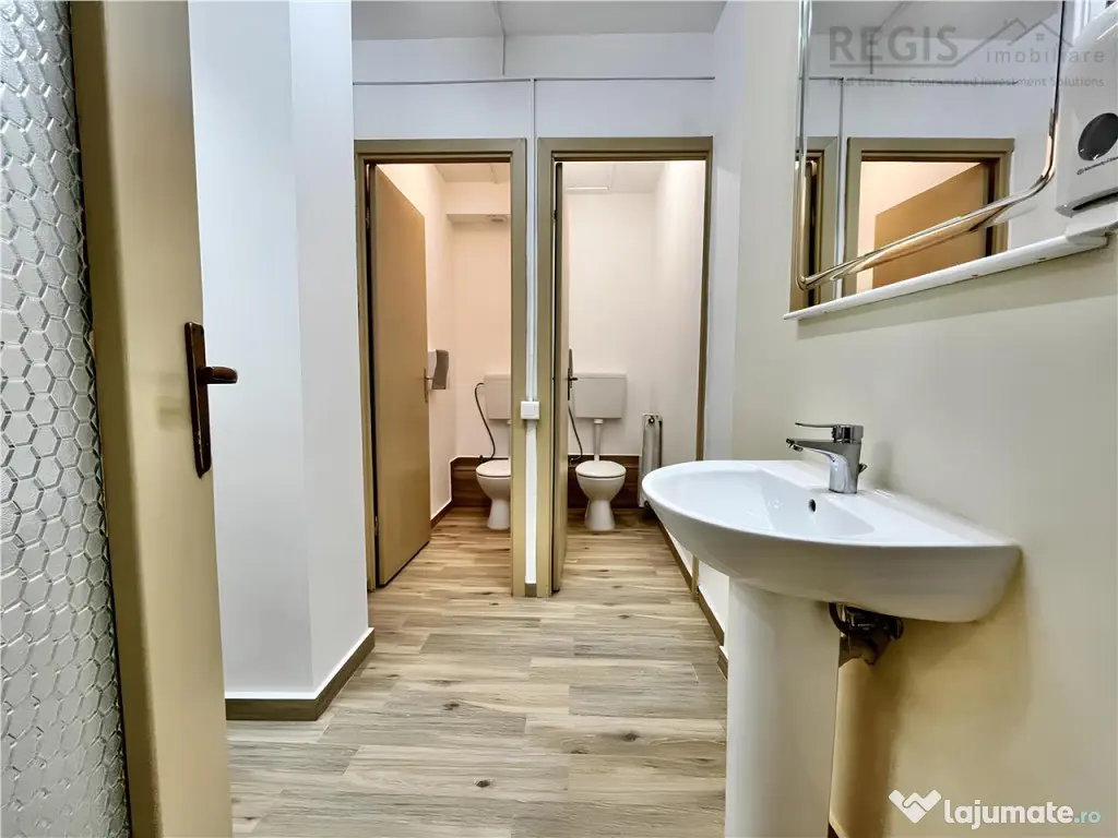 Etaje Renovate in Centrul Civic pentru Birouri de Inchiriat 