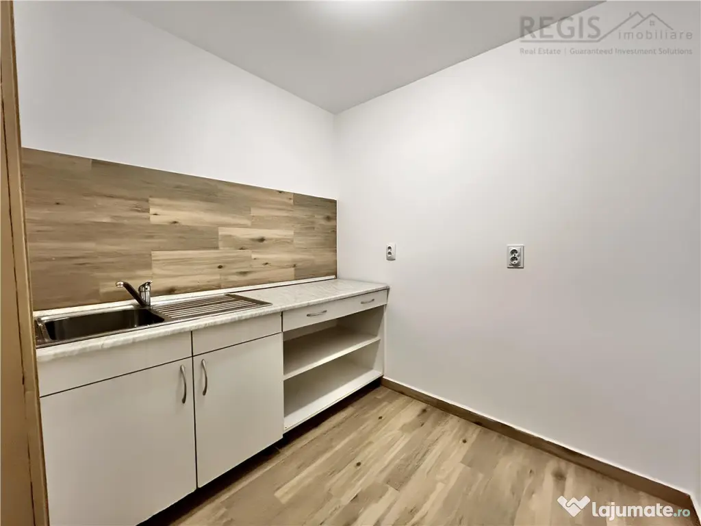 Etaje Renovate in Centrul Civic pentru Birouri de Inchiriat 