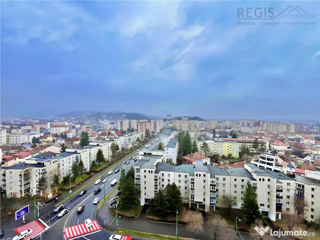 Etaje Renovate in Centrul Civic pentru Birouri de Inchiriat 