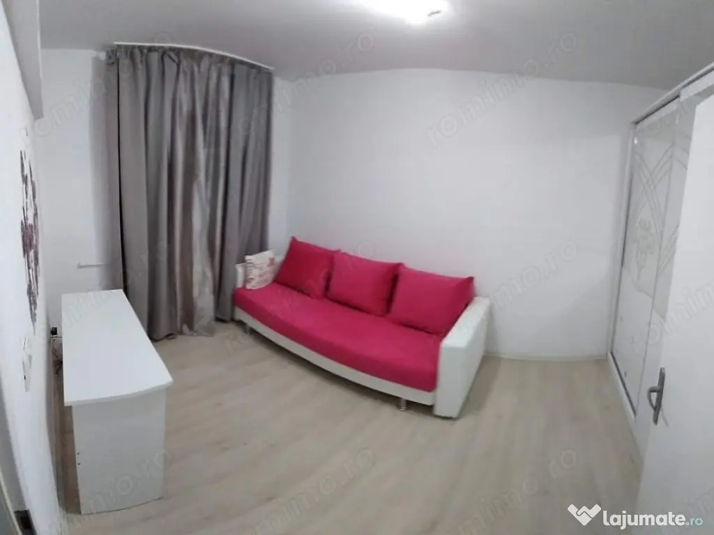 Garsoniera de vanzare zona Titan
