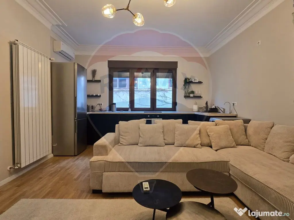 DE INCHIRIAT Zona Kiseleff- Apartament 5 camere în vila 