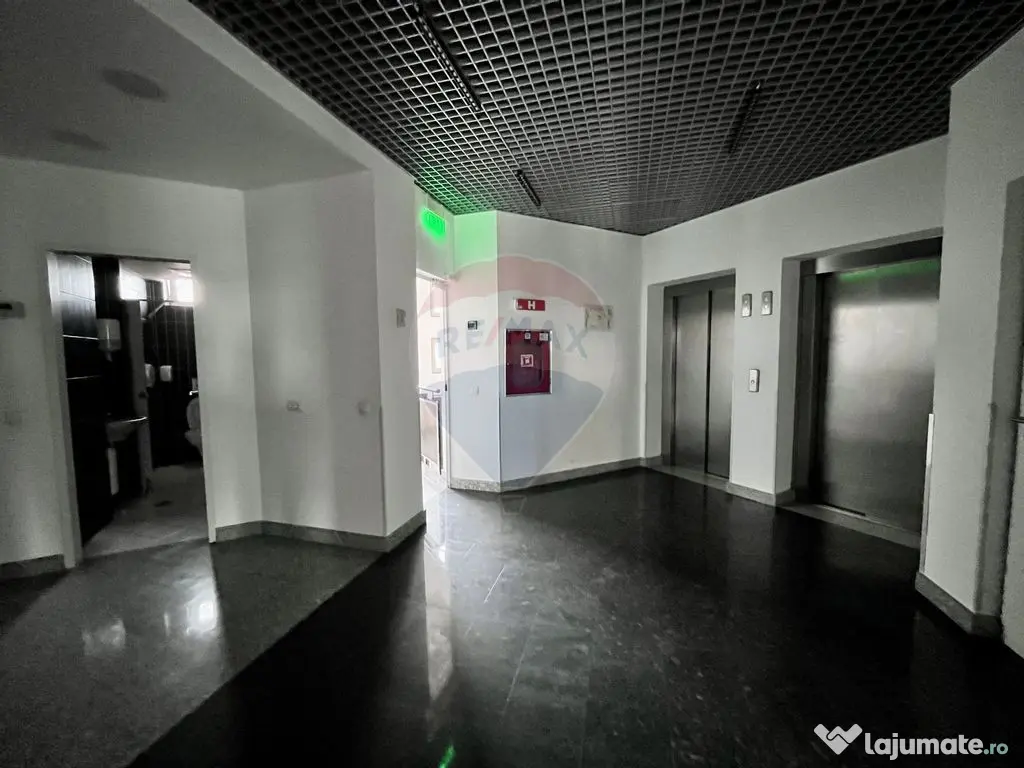 Inchiriere spatiu de birou 644 mp - Universitate - compar... 