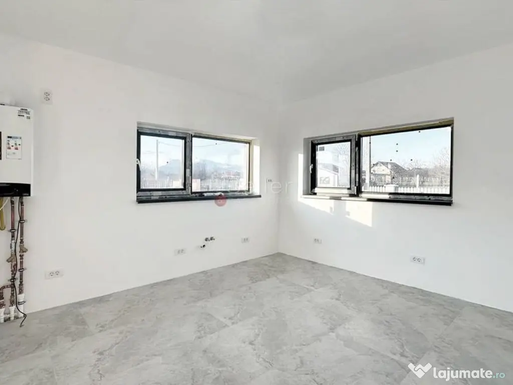 Curte Generoasa Compartimentare Practica