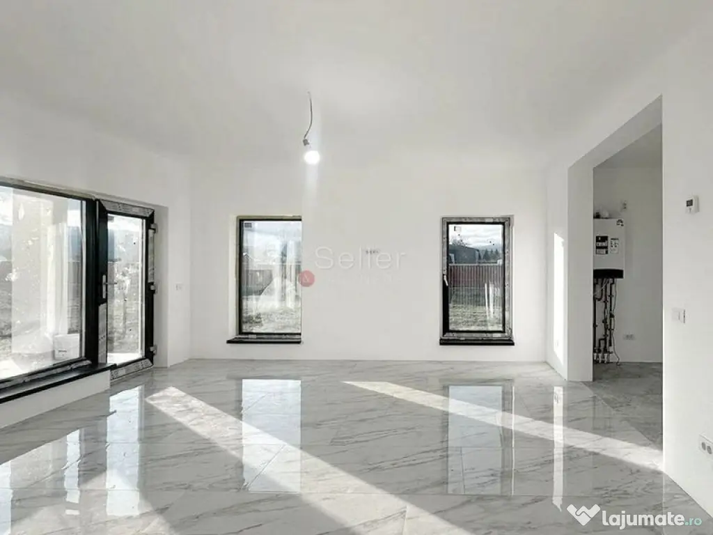 Curte Generoasa Compartimentare Practica