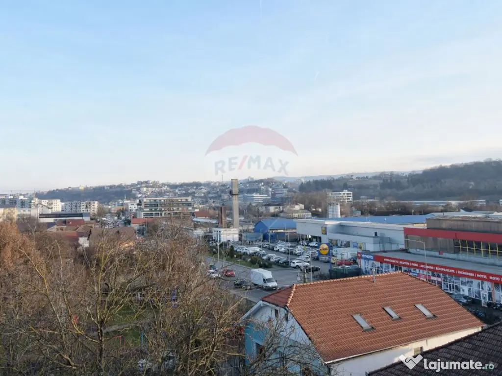 Apartament 2 camere de vanzare 58 mp Calea Baciului parca...