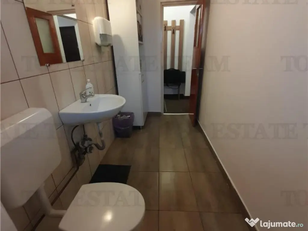 Piata Unirii chiar la metrou in exclusivitate 2 camere cu 