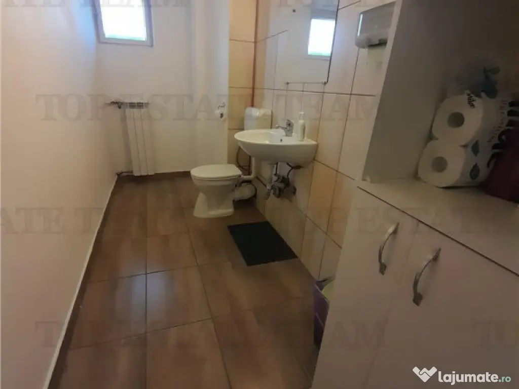 Piata Unirii chiar la metrou in exclusivitate 2 camere cu 