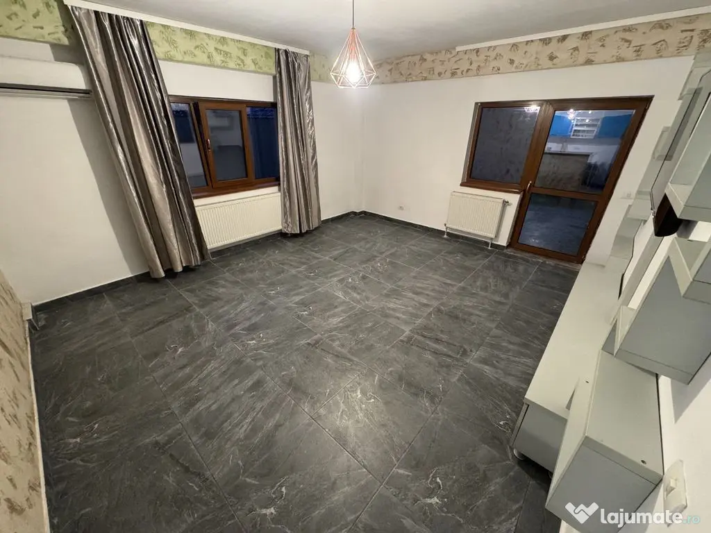 Apartament 2 camere zona Casa de Cultura cu Curte