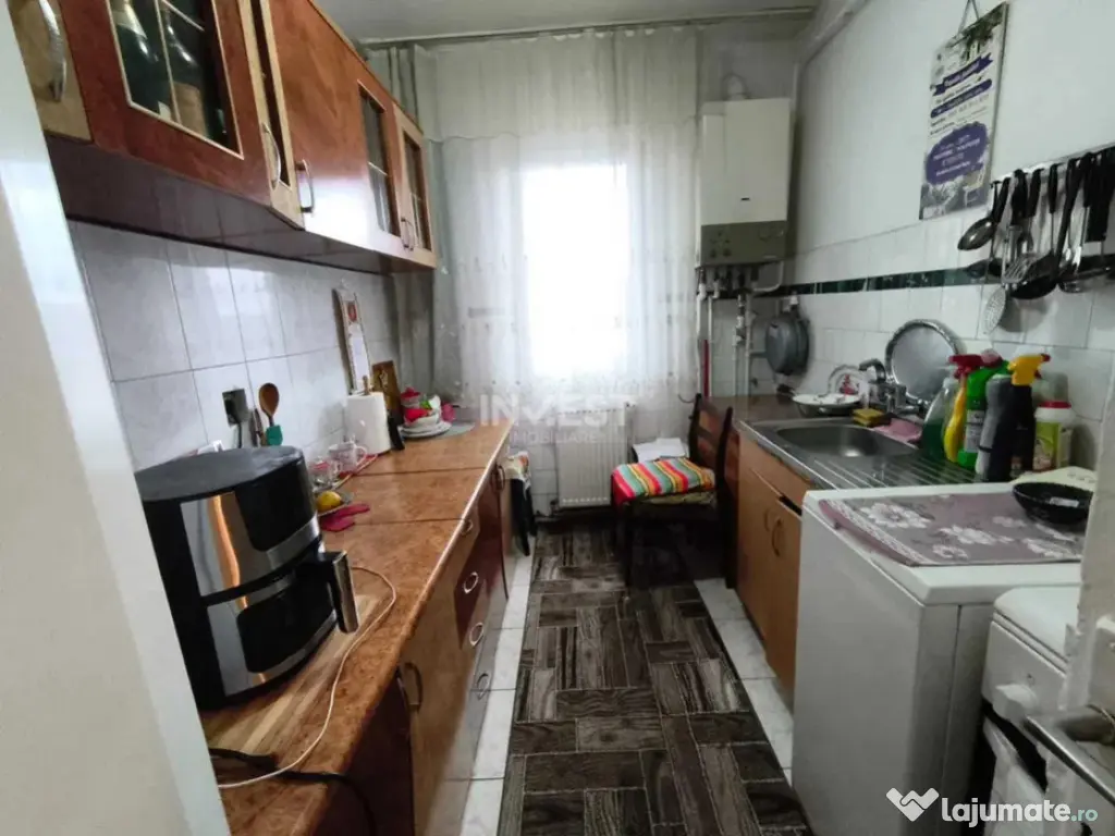 Apartament 2 camere-50 mp-Podu Ros-bloc fara risc
