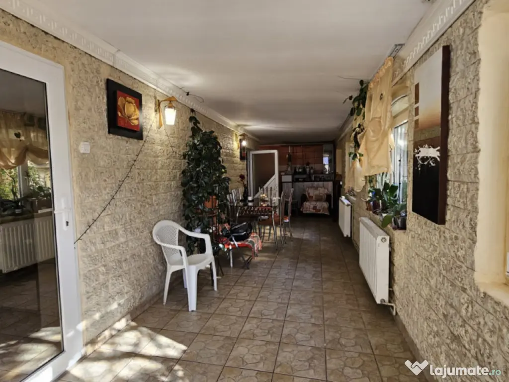 Casa curte- Metrou Pieptanari 