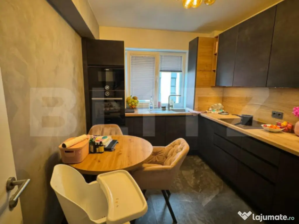 Apartament modern cu 3 camere, zonă premium –Tractorul