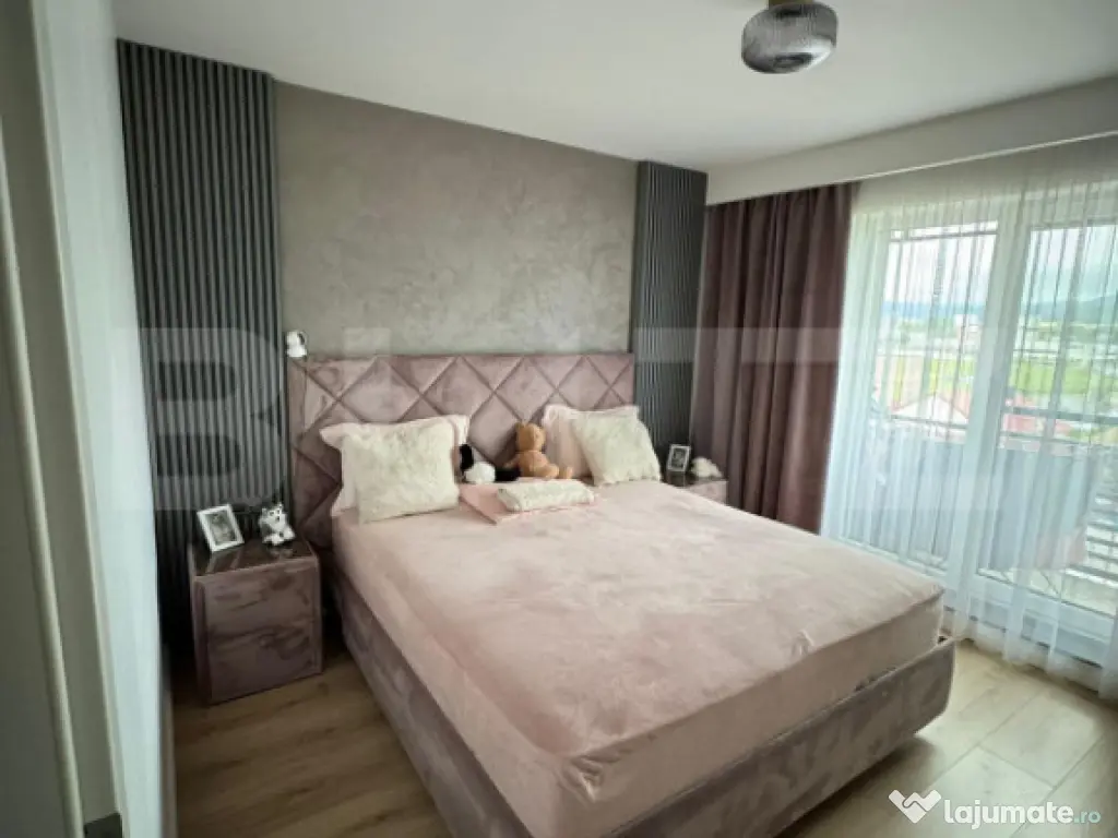 Apartament modern cu 3 camere, zonă premium –Tractorul