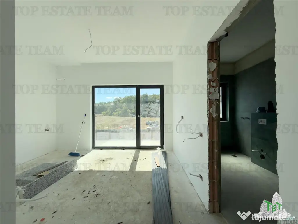 Vila premium cu garaj si piscina in Tunari 