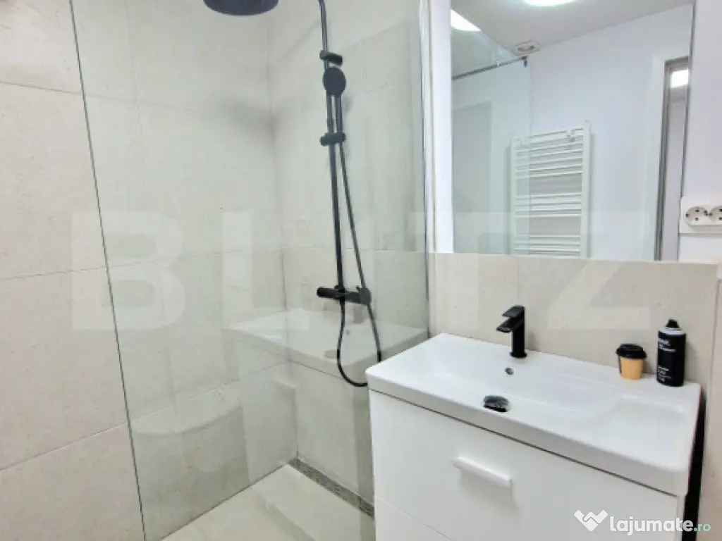 Apartament cu 2 camere, finisat nou, 45mp, balcon, parcare,