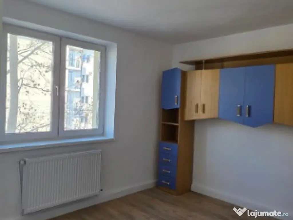 Apartament 2 camere de vanzare, zona Imparatul Traian 