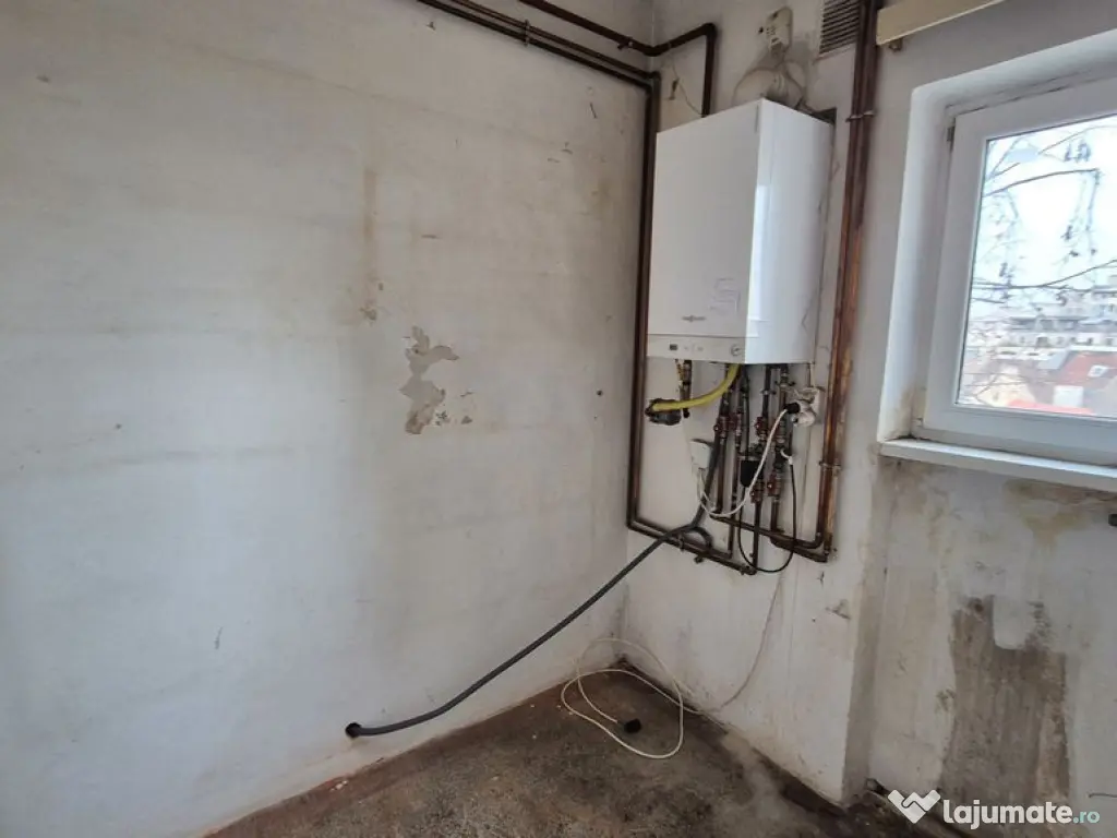 Apartament cu 3 camere 111,78 mp - Cl. Victoriei - Nicola...