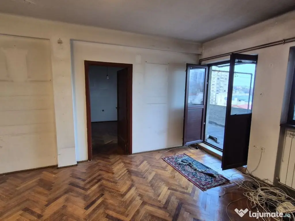 Apartament cu 3 camere 111,78 mp - Cl. Victoriei - Nicola...