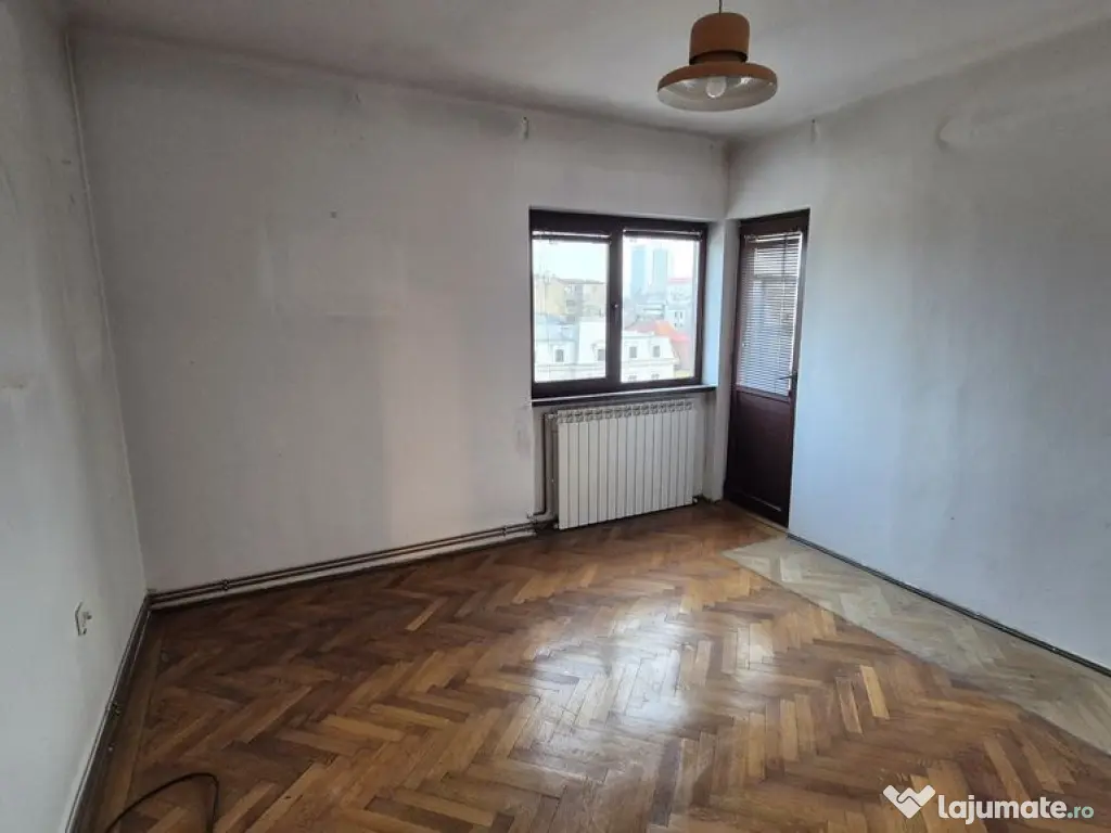 Apartament cu 3 camere 111,78 mp - Cl. Victoriei - Nicola...
