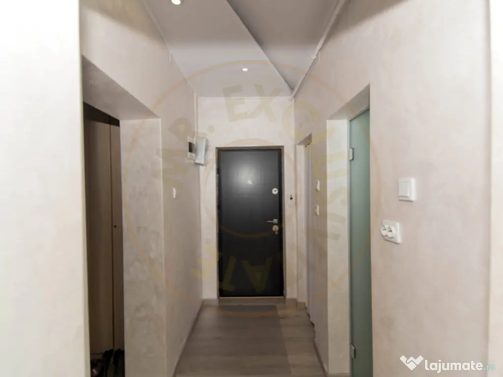 Garsoniera - etaj 1 - 31MP - renovata total 