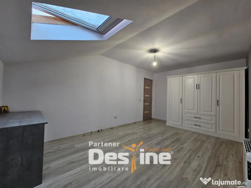 Comision 0 % - Apartament 3 camere tip duplex, 75 mp