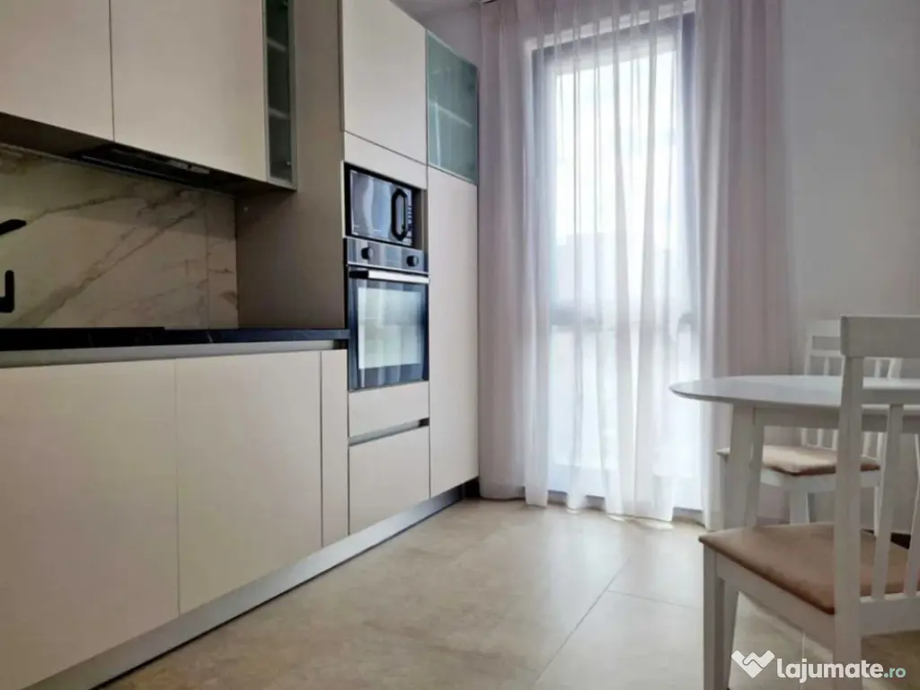 Apartament 2 camere, decomandat - zona Racadau