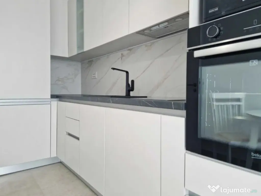 Apartament 2 camere, decomandat - zona Racadau