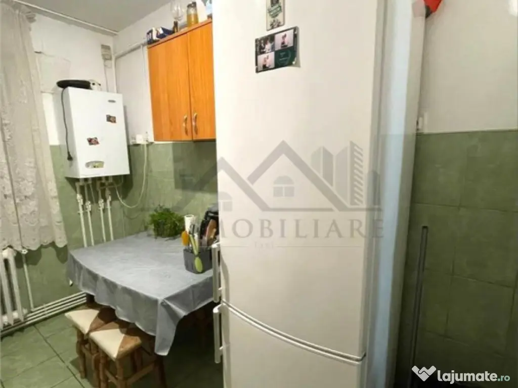 Apartament 3 camere Ciurchi - Tatarasi 