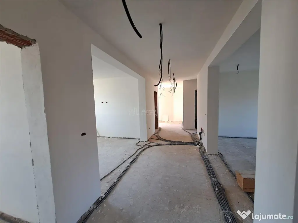 Casa individuala - 450 mp teren - 250 mp utili - Moara 