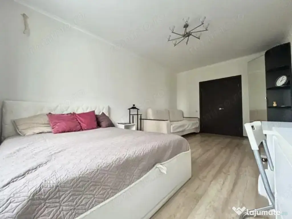 Garsoniera zona Gorjului