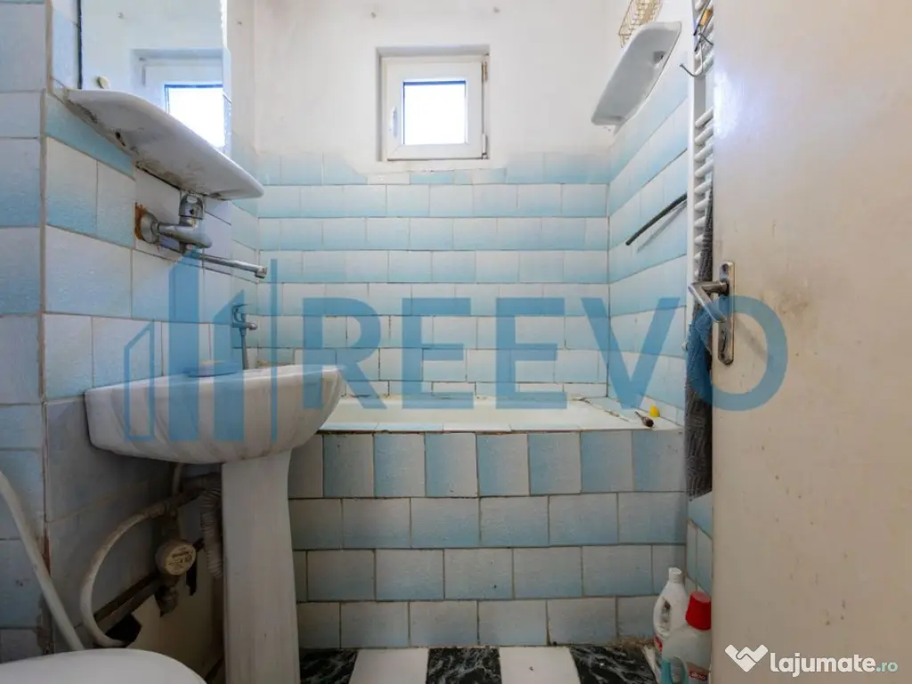 Apartament 3 camere, zona Narcisa, Bacău 