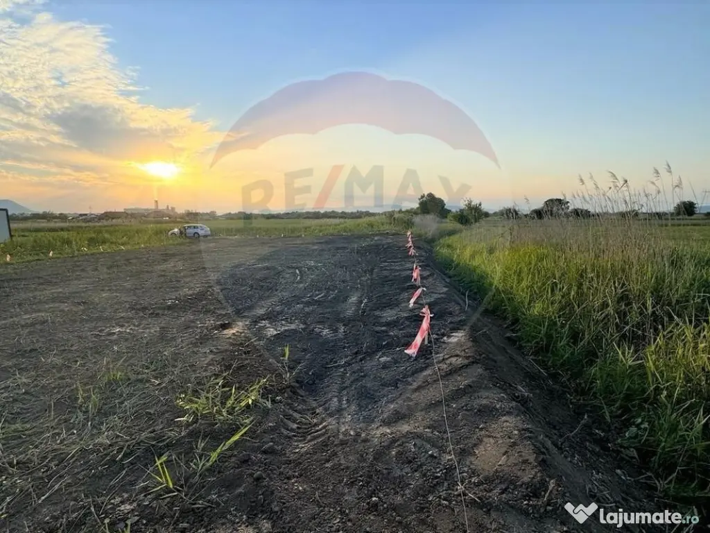 Teren intrare Sanpetru 668mp, str Tudor Arghezi-zona cart... 