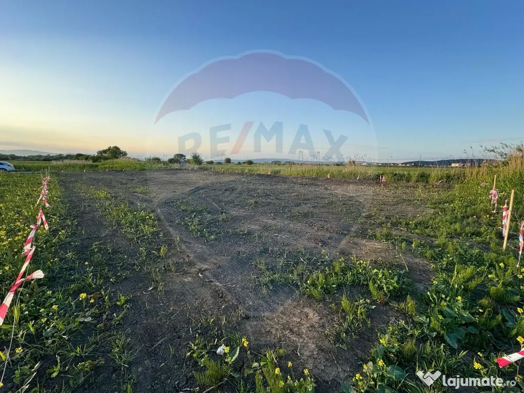 Teren intrare Sanpetru 668mp, str Tudor Arghezi-zona cart... 