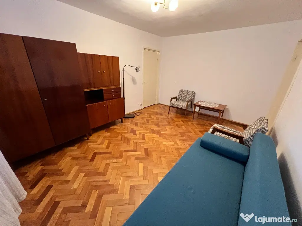 INCHIRIEZ apartament 2 camere semidecomandat, zona Mihai Viteazul 