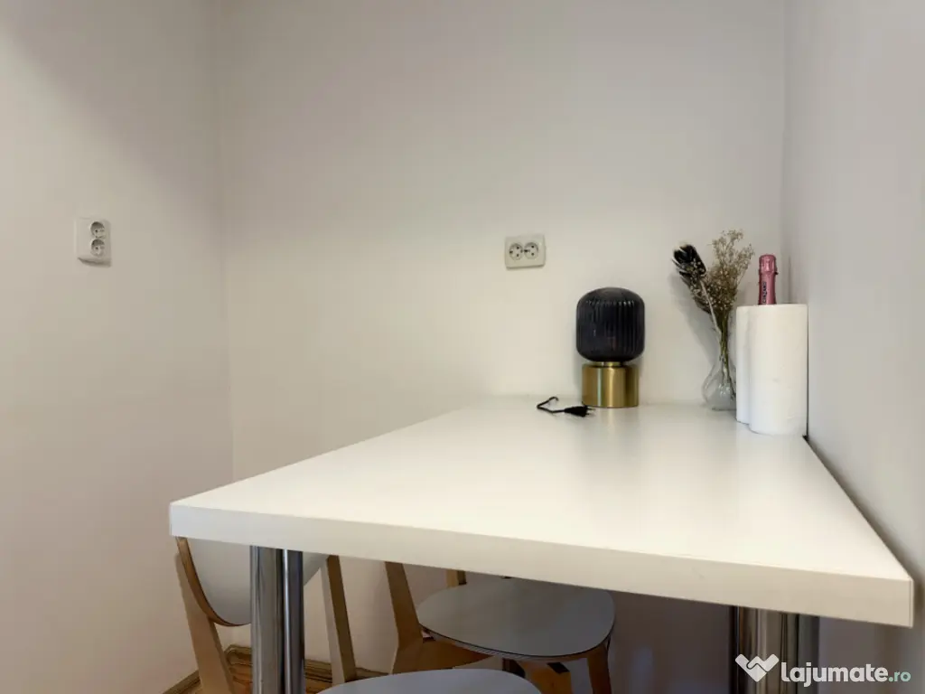 3 camere | Centrala proprie | 2 Bai | Unirii - Casa Poporulu 