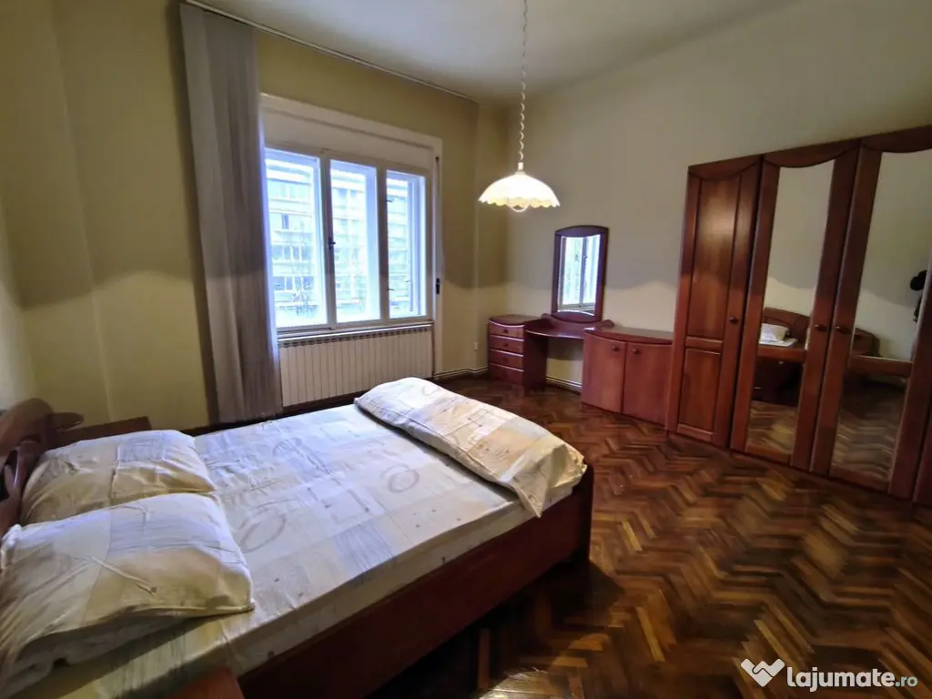 Apartmanet cu 3 camere Iosefin etajul 1 
