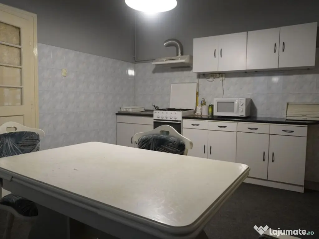 Apartmanet cu 3 camere Iosefin etajul 1 