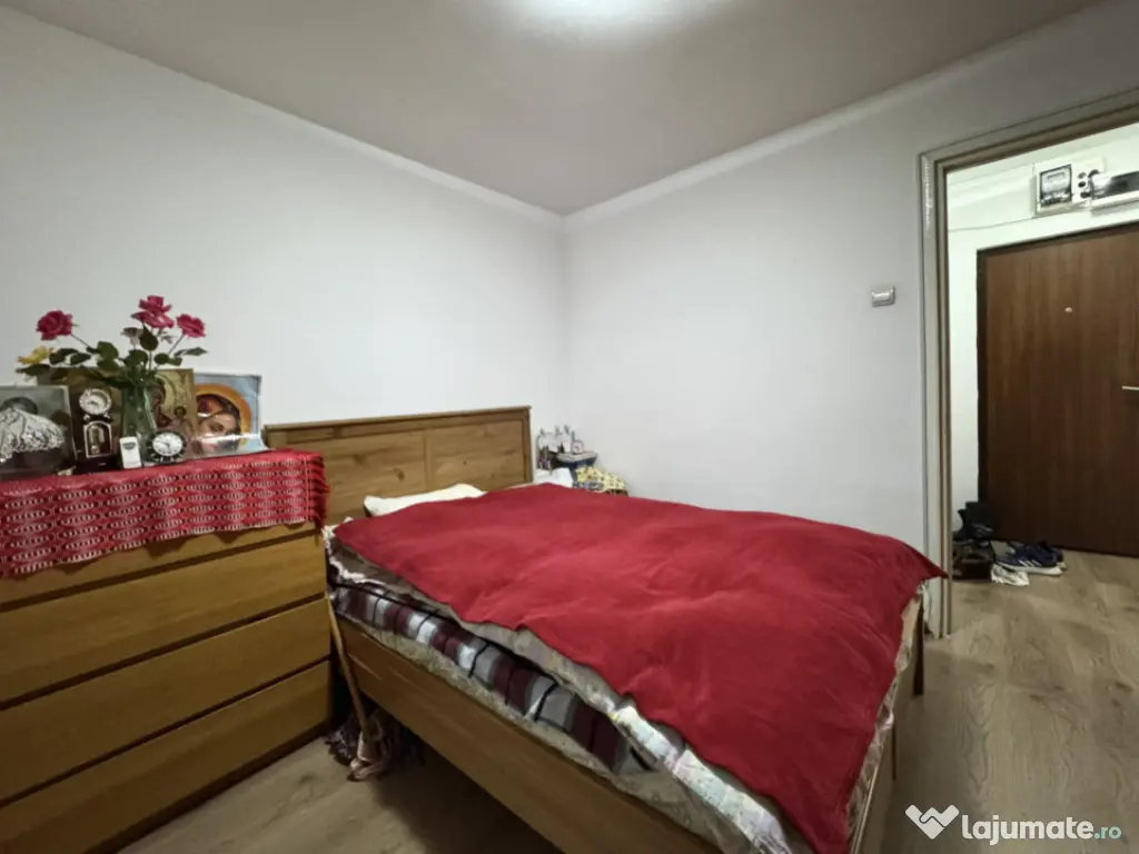 Apartament 2 camere renovat | Metrou | mobilat si utilat 