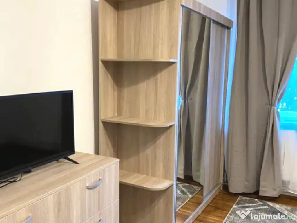 Garsoniera spatioasa zona Centrala 