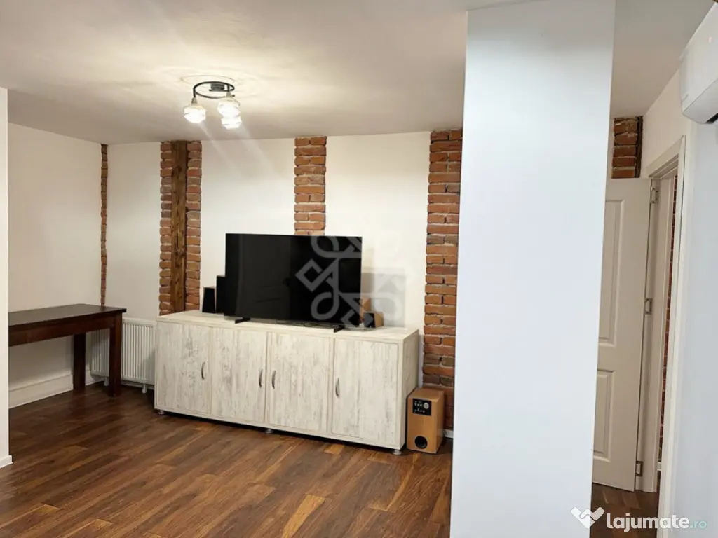 Casa spatioasa cu 482mp teren zona Sirul Canonicilor 